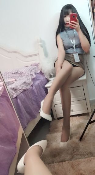 女大学生的按摩