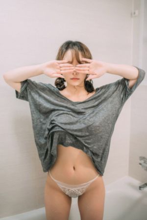 三只裸熊