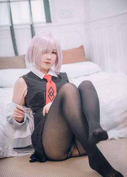 年轻的女邻居hd中字免费观看