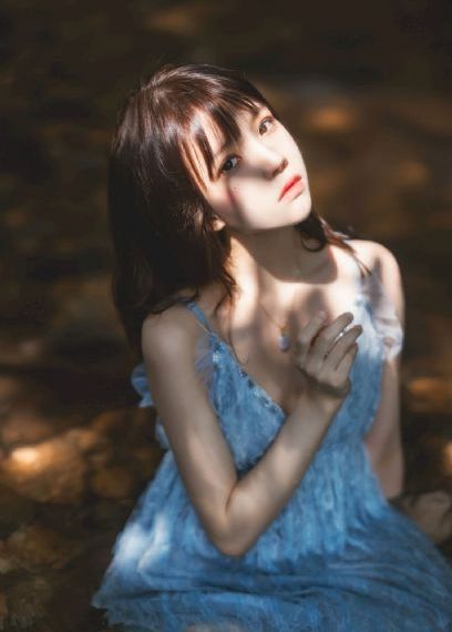 妻子在公司加班