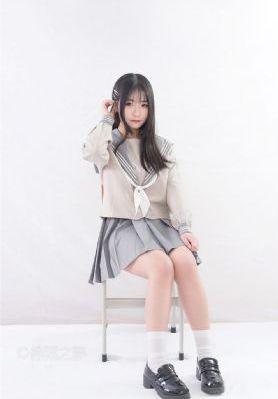 安妮海瑟薇新片《关于你的想法》